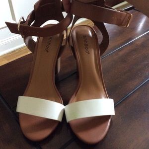 Tan with White Stripe Heels